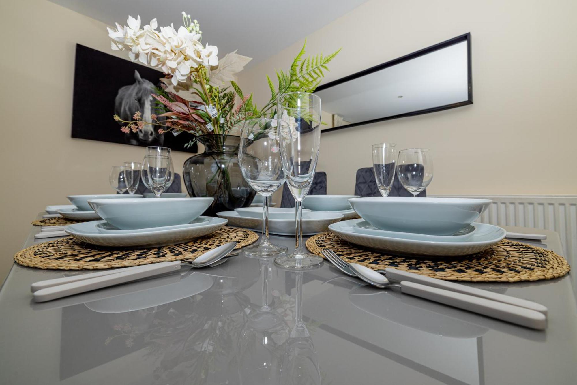 Two Bed Apartment Near Canary Wharf London Exterior foto